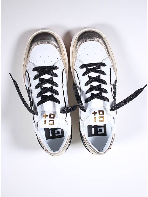 GIO + Sneaker Shopping Online