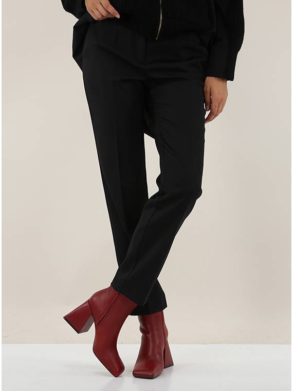 SEMICOUTURE Pantalone Discount Store per i nuovi prodotti