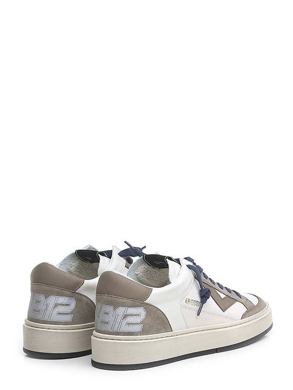 4B12 Sneaker Shopping Online