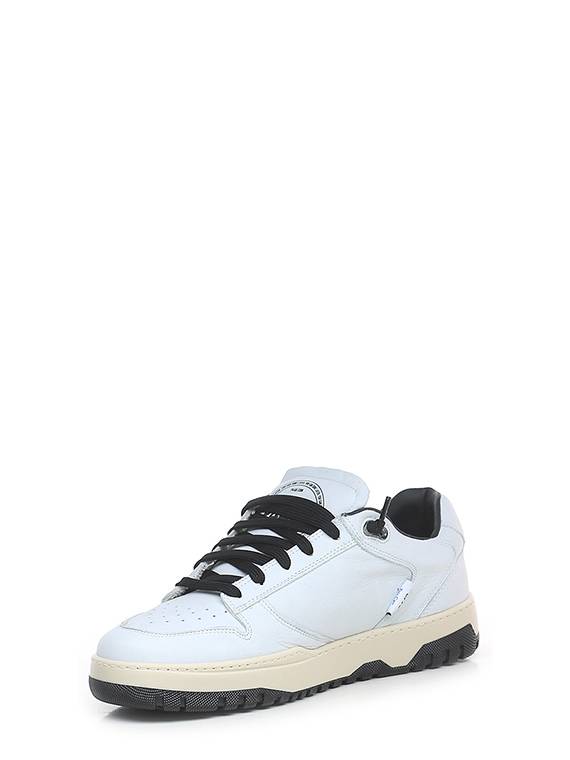 P448 Sneaker Duty-free