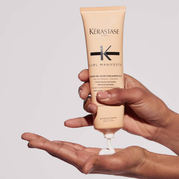 Kerastase Crema Leave-In Curl Manifesto Crème De Jour Fondamentale Kerastase 150ml Offerte esclusive