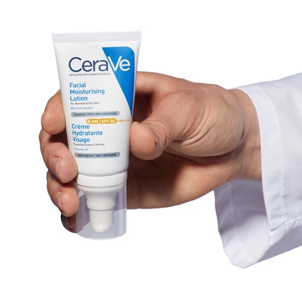 CeraVe CeraVe AM Lozione Idratante Viso SPF50 per Pelle da Normale a Secca 52ml Fino al 65% di sconto