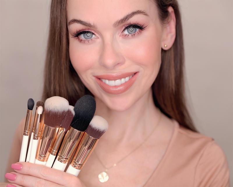 Dermacol Dermacol Accessories Master Brush by PetraLovelyHair pennello rotondo per ombretti Negozio online di fabbrica