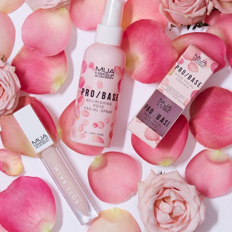 MUA Makeup Academy MUA Makeup Academy PRO/BASE Rose spray fissante per trucco con acqua di rose Novità