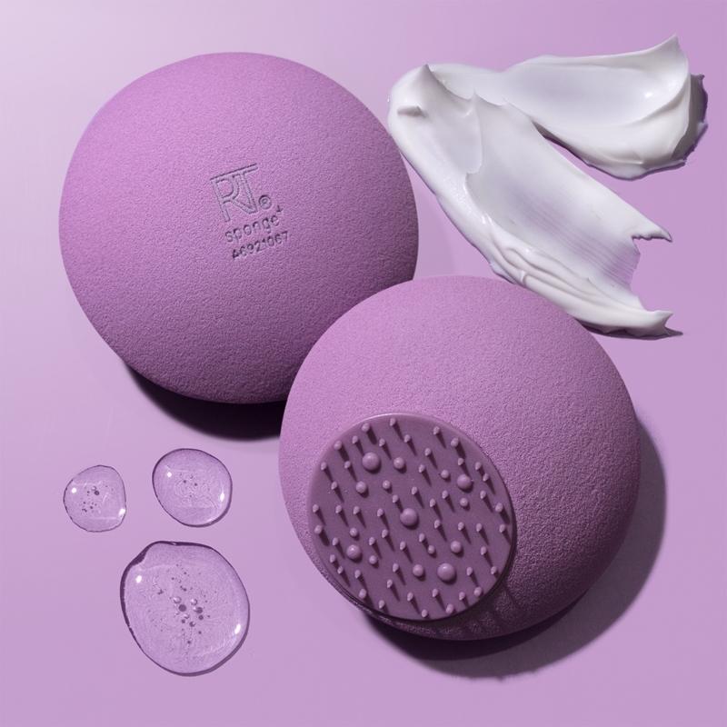 Real Techniques Real Techniques Sponge+ Miracle Skincare spugnetta detergente con dischetto per massaggi Black Friday