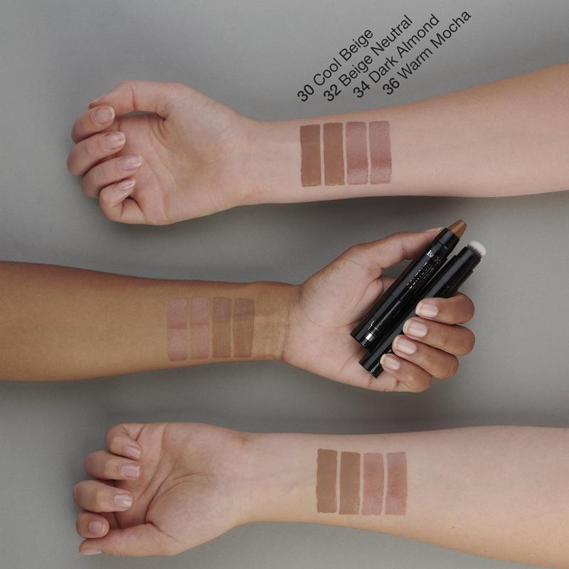 IsaDora IsaDora Stick'n Brush Controur stick contouring con pennellino Offerte esclusive
