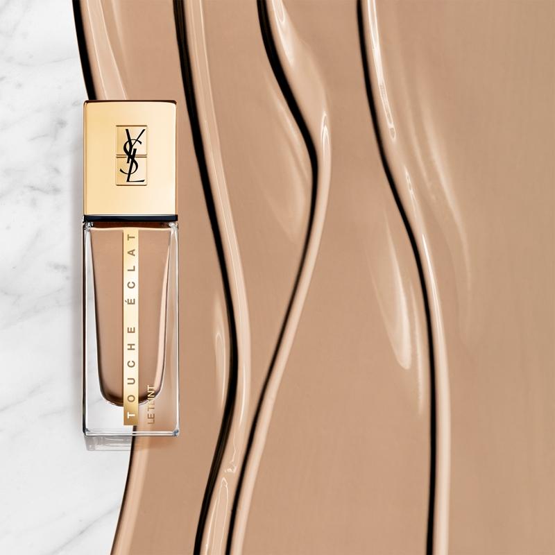 Yves Saint Laurent Yves Saint Laurent Touche Éclat High Cover fondotinta lunga tenuta Vendite Flash