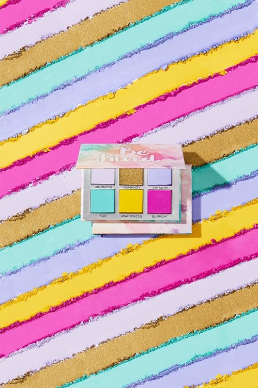 Makeup Revolution Makeup Revolution Power Shadow Palette palette di ombretti Promozione temporanea