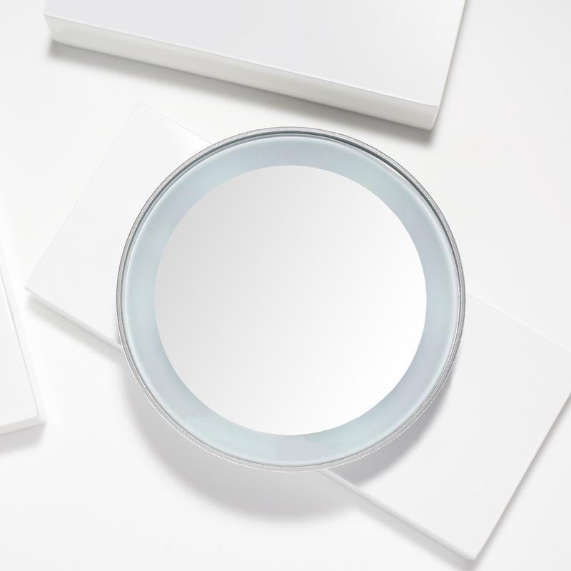 Tweezerman Tweezerman Led 15X Mini Mirror specchietto ingranditore con retroilluminazione LED Offerta speciale della fabbrica