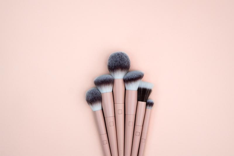 SOSU Cosmetics SOSU Cosmetics Luxury Brush Face Collection set di pennelli per il viso Smaltimento dello stoccaggio