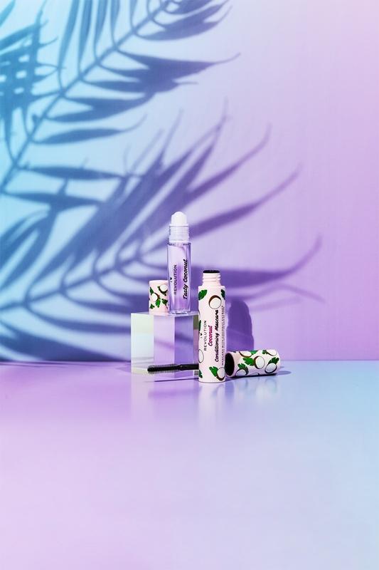 I Heart Revolution I Heart Revolution Tasty Coconut mascara rinforzante con olio di cocco Promozione temporanea