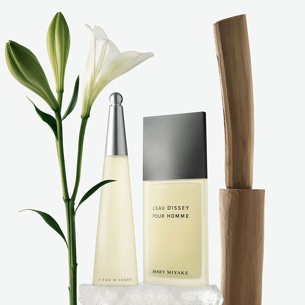 Issey Miyake L'EAU D'ISSEY POUR HOMME CASE Novità