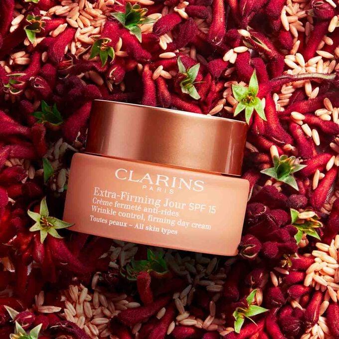 Clarins Extra-Firming Crema Antirughe SPF 15 Tutti i tipi di pelle ACQUISTA ORA