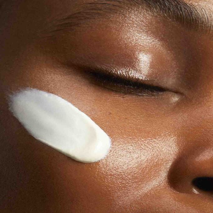 Clarins UV PLUS Antinquinamento Trasparente Online