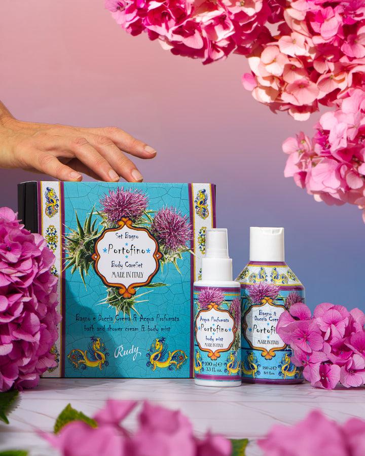 Rudy Profumi Scatola regalo con Bagno & Doccia Schiuma 250 mL + Acqua Profumata 100 mLLe Maioliche di RudyLinea Portofino Offerta speciale