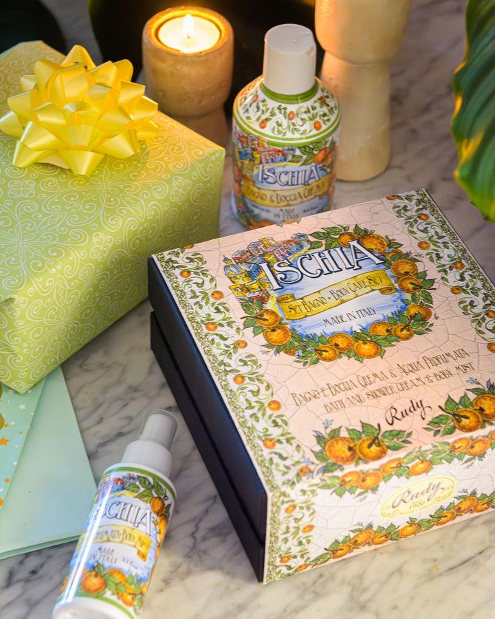 Rudy Profumi Scatola regalo con Bagno & Doccia Schiuma 250 mL + Acqua Profumata 100 mLLe Maioliche di RudyLinea Ischia Enormi sconti